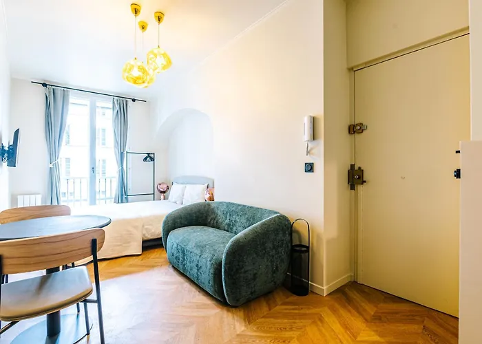 Design Neuf - פריז